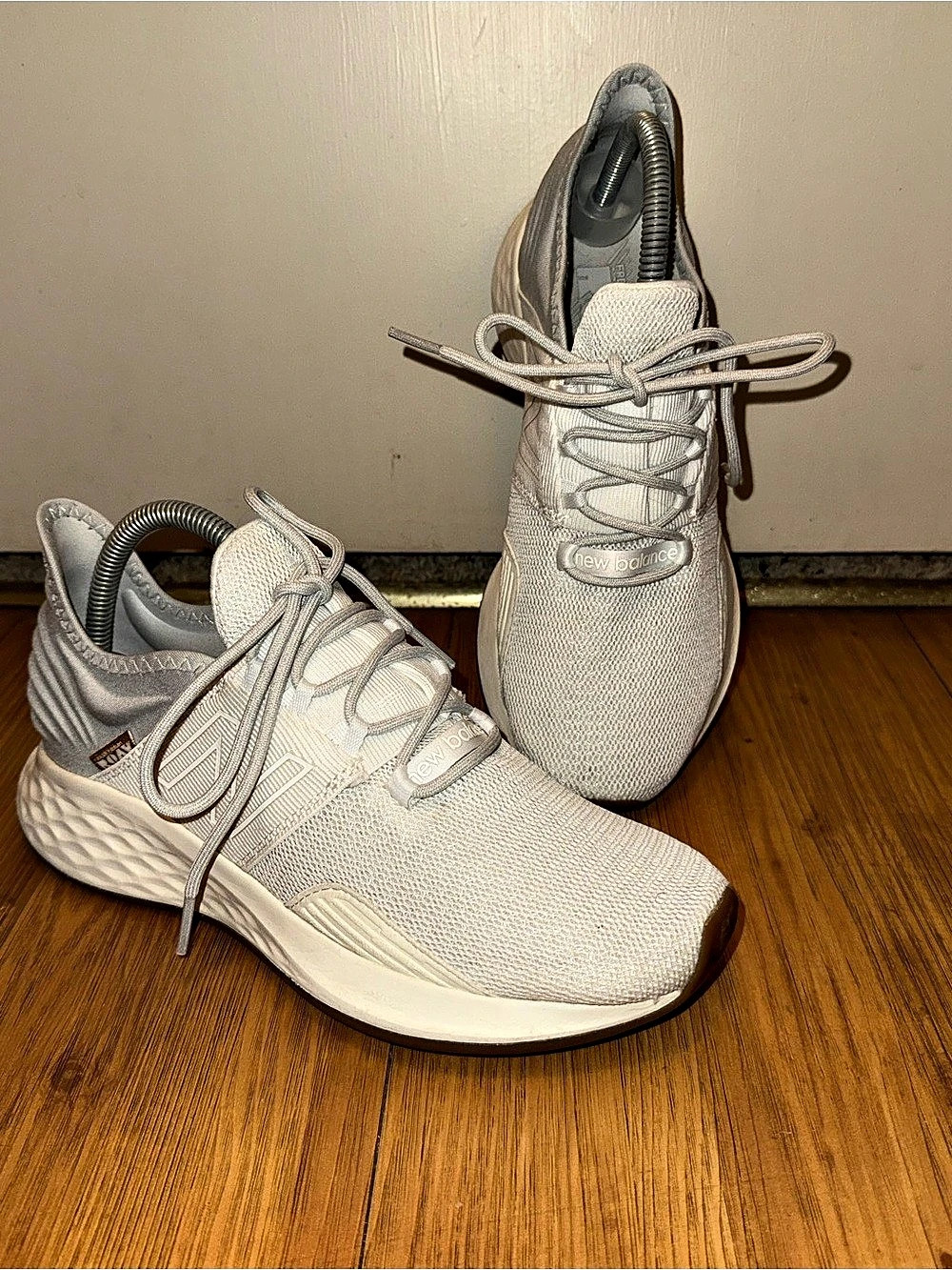 New Balance 997H Women’s 8.5 White Sneakers Athletic Casual Shoes